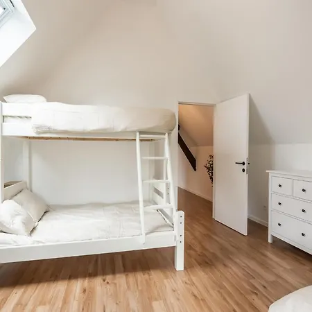 Spacious Family Home, Cleaning Included